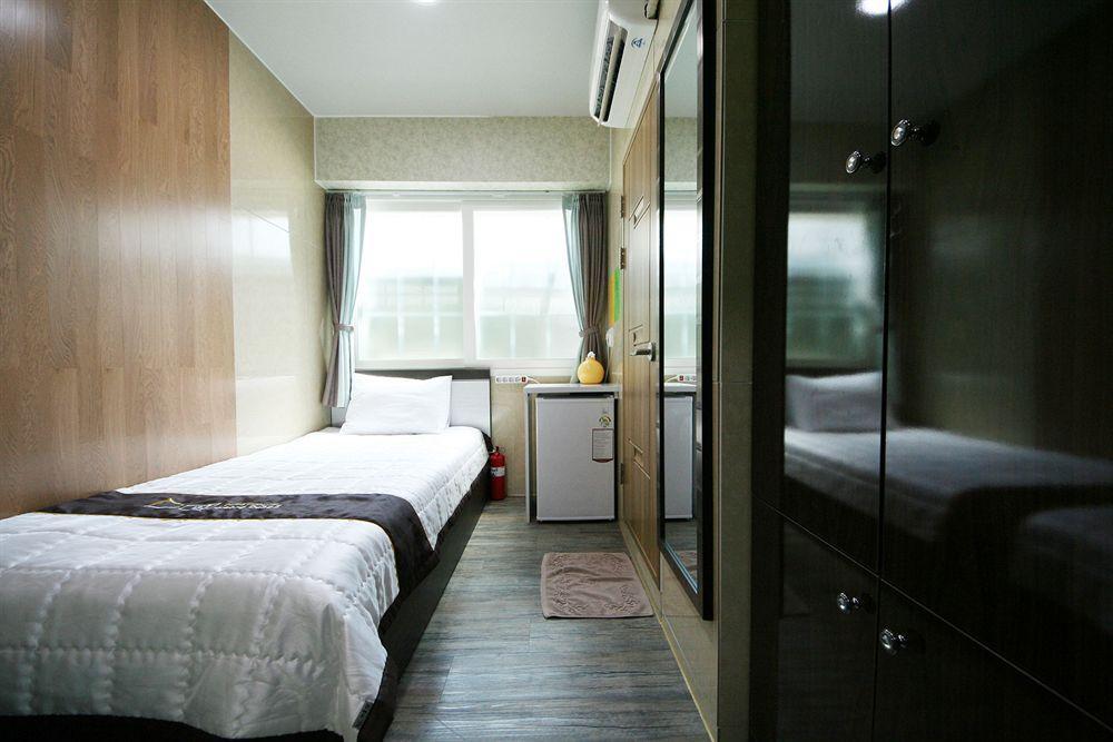 Guesthouse Myeongdong 2 Seoul Eksteriør billede