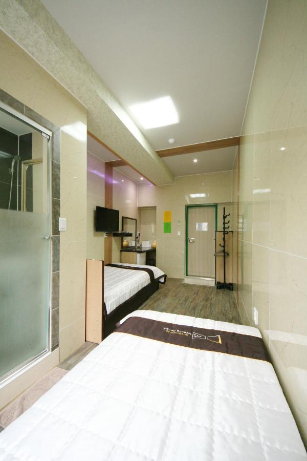 Guesthouse Myeongdong 2 Seoul Værelse billede